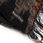 Kép 4/6 - The Oh My Gee Cushion Cover - Black Orange - 40x40