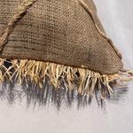 Kép 2/2 - NATURALii juta díszpárna natúr színben raffia rojtos