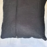 Kép 2/3 - NATURALii raffiatextil kubacloths díszpárna 50x50cm
