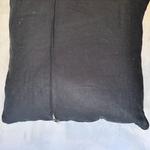 Kép 2/3 - NATURALii raffiatextil kubacloths díszpárna 50x50cm