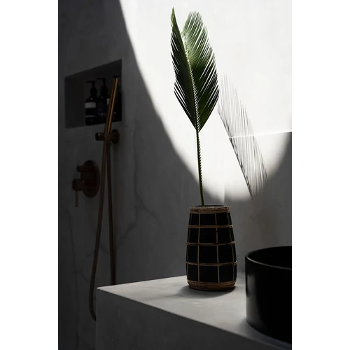 The Cutie Vase - Black Natural - S