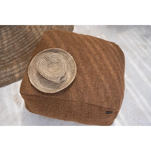 The Pantai Hat