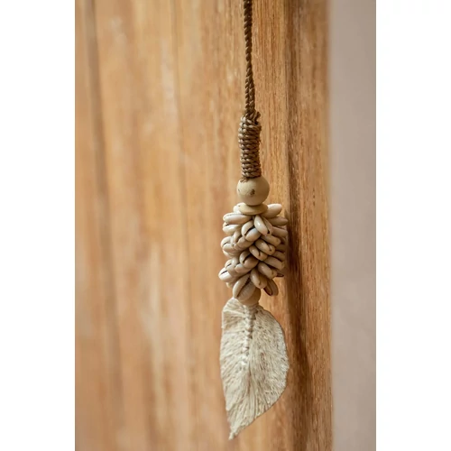 The Leaf & Shell Tassel - Natural
