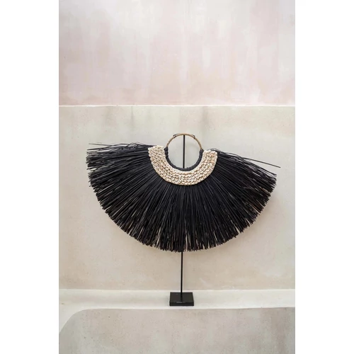 The Alang Cowrie on Stand