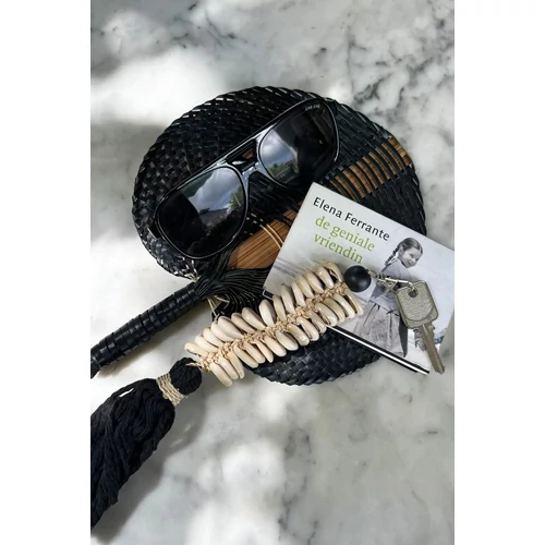The Macrame Fishbone Keychain - Black