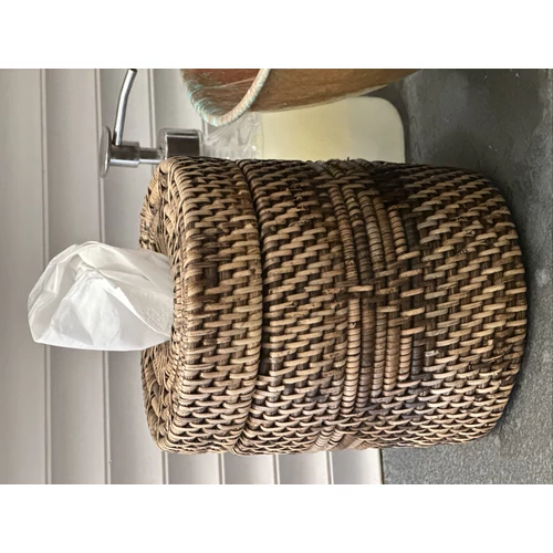 rattan-zsebkendő-tartó